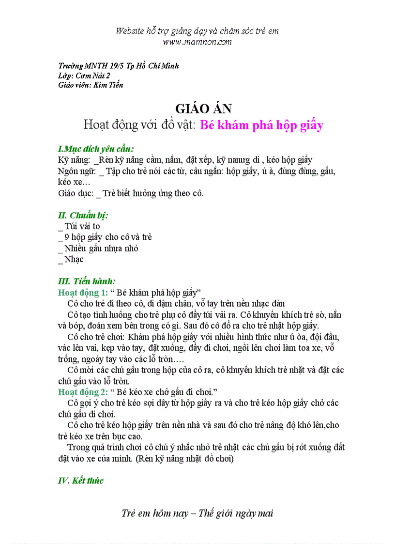 image for page Bé khám phá hộp giấy