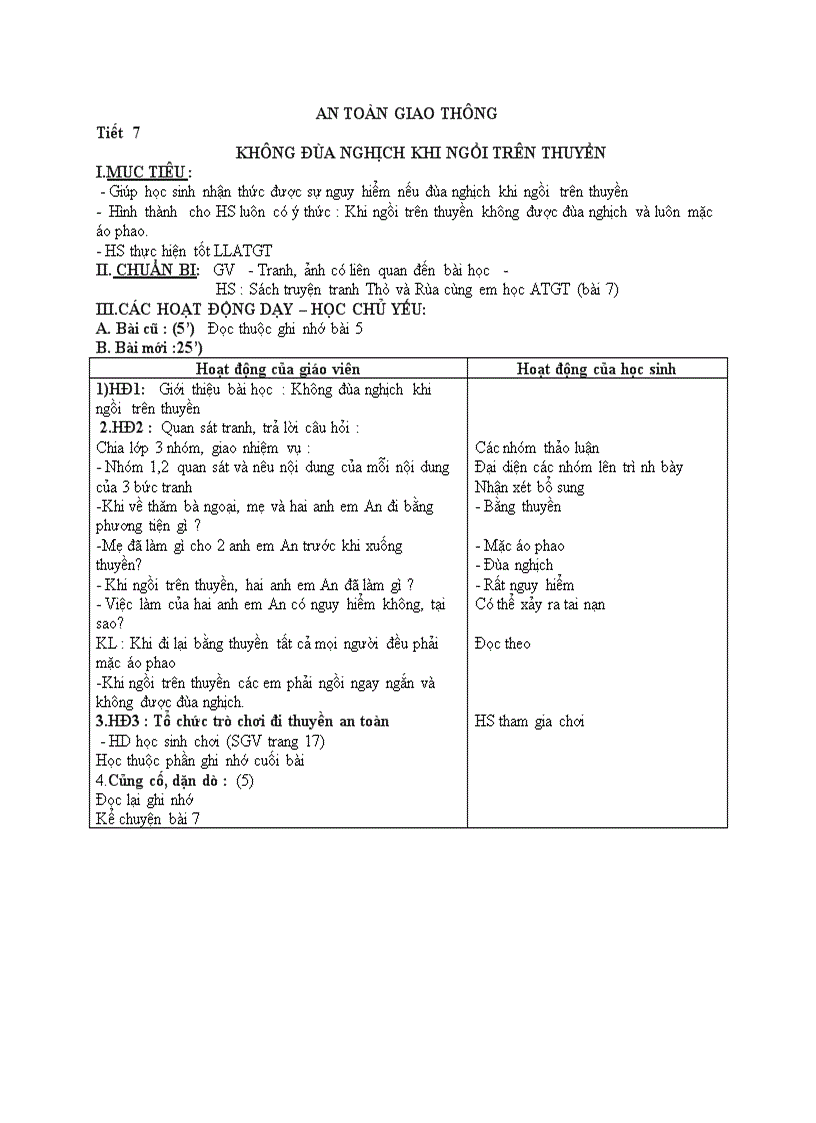 image for page An toàn giao thông Không đùa nghịch khi ngồi trên thuyền